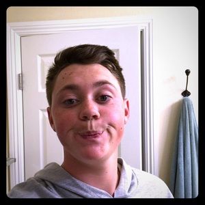 Meet your Posher, Eli